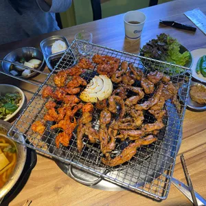 숯불위에그린닭 사진