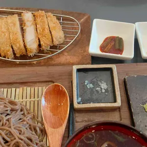 돈카이 대표 사진