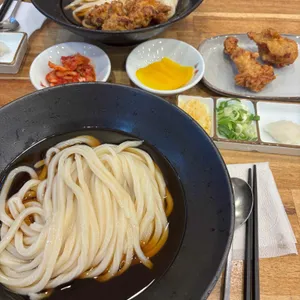 토미야 대표 사진