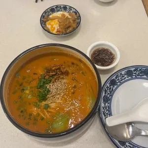 크리스탈 제이드 사진