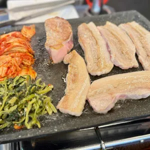 세겹집 대표 사진