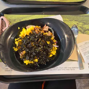 샐러디 대표 사진