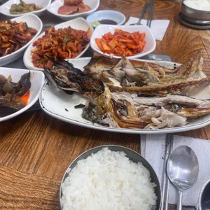 진수성찬 대표 사진