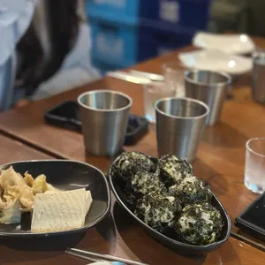 아낙 대표 사진