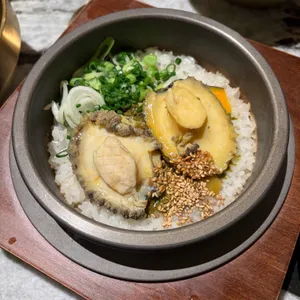 해녀솥밥 사진 1