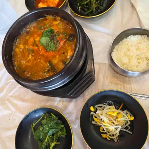 칠암 일번지횟집 대표 사진