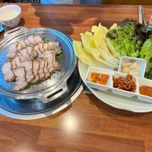 명동칼국수샤브샤브 사진
