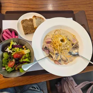 카페인 중리 사진