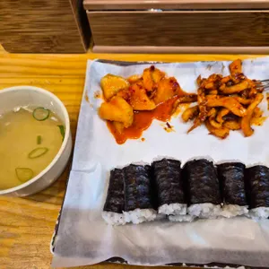 명동충무김밥 사진 2
