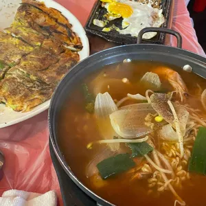 청산에 사진