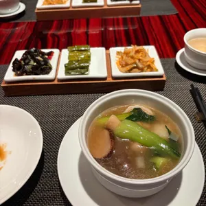 홍연 리뷰 사진