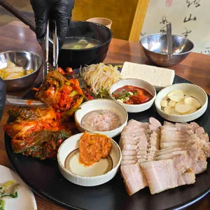 홍밀면옥 대표 사진