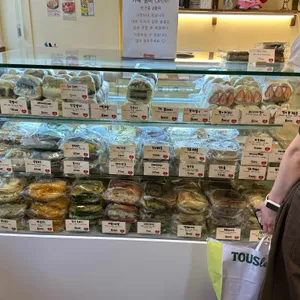 투떰즈업 리뷰 사진