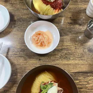 원조밀면 사진 1