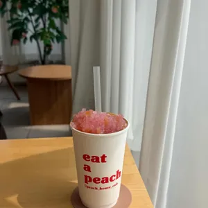 카페 복숭아 사진 2