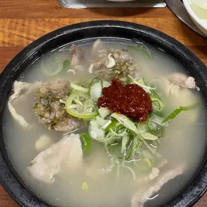 중앙돼지집 대표 사진