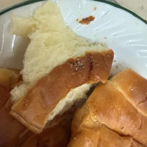애소아 소금빵 대표 사진