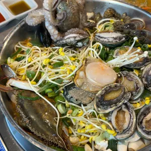 연북로해물탕 대표 사진