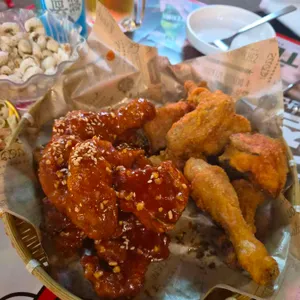현대이모네치킨 사진