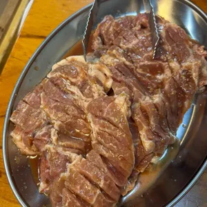 화성옥 갈비 생갈비 사진 1