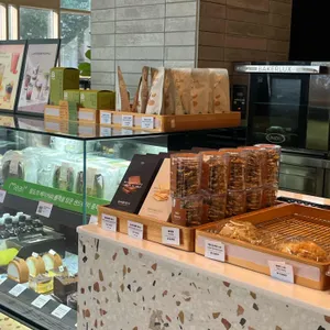 폴 바셋 사진 1