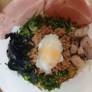 펀치 사진