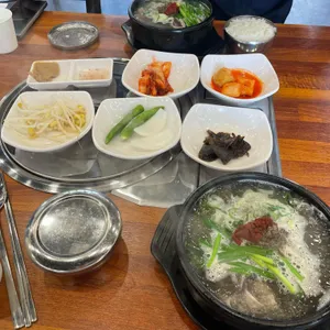 노란간판 창평국밥 사진 1