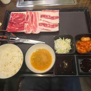 혼고집 사진