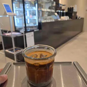 크랙로스터스 사진