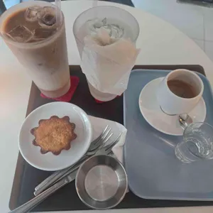 슬로거커피로스터스 사진 1