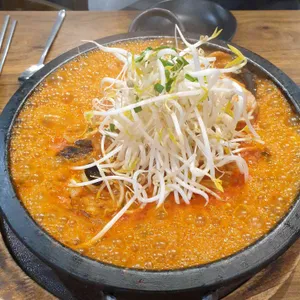 밀양돌짬뽕 대표 사진