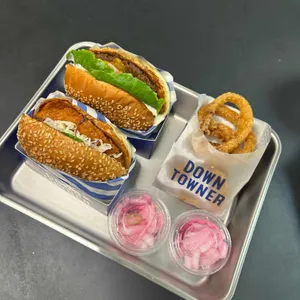 다운타우너 사진