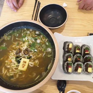 배말칼국수김밥 대표 사진