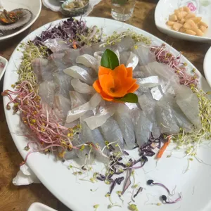 명성횟집 사진 1