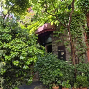 플로리안 사진
