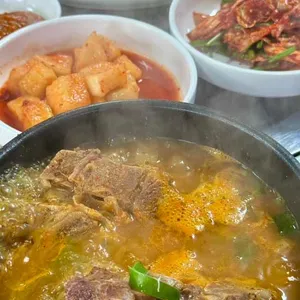 백두산감자탕장군보쌈 사진