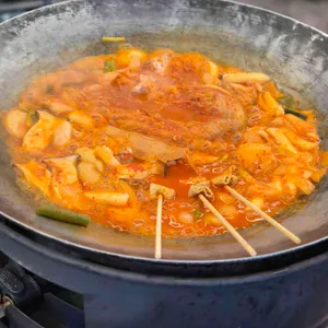 연평도꽃게품은닭볶음탕 드럼통솥뚜껑 사진 1