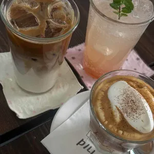 필로우 대표 사진