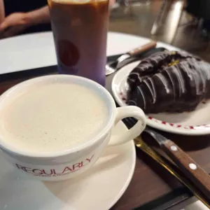 레귤러리 대표 사진