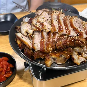 아강족발 사진