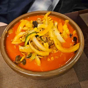 메이탄 사진