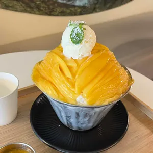 릴라이카페 대표 사진