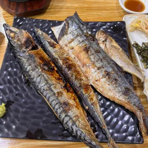 사랑이네 연탄불 생선구이 대표 사진