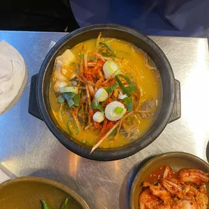 수변최고돼지국밥 사진 1