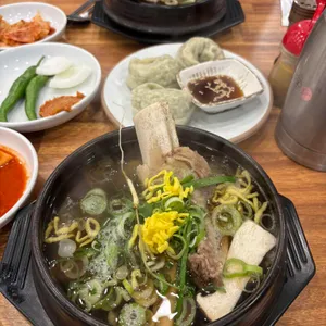 공일백 대표 사진