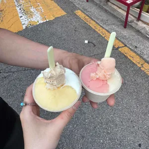 녹기 전에 낱점 사진