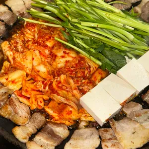 무쇠김치삼겹 대표 사진