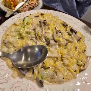 열테이블 대표 사진