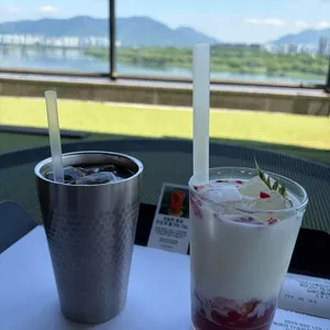 카페 뷰66 대표 사진