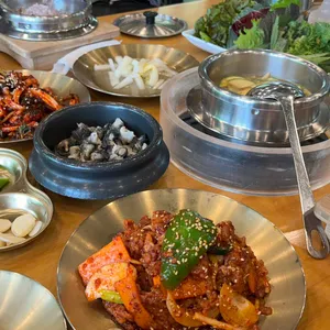 산아래 우렁쌈정식 대표 사진
